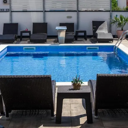 Apartment In Okrug Gornji With Sea View, Balcony, Air Conditioning, Wifi 5134-5