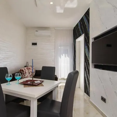 Apartment In Okrug Gornji With Sea View, Balcony, Air Conditioning, Wifi 5134-5 Trogir
